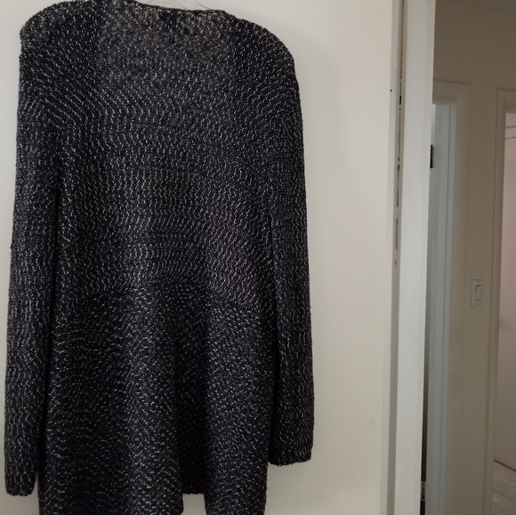 J. Jill black and white cardigan sweater in great condition. - Picture 5 of 5